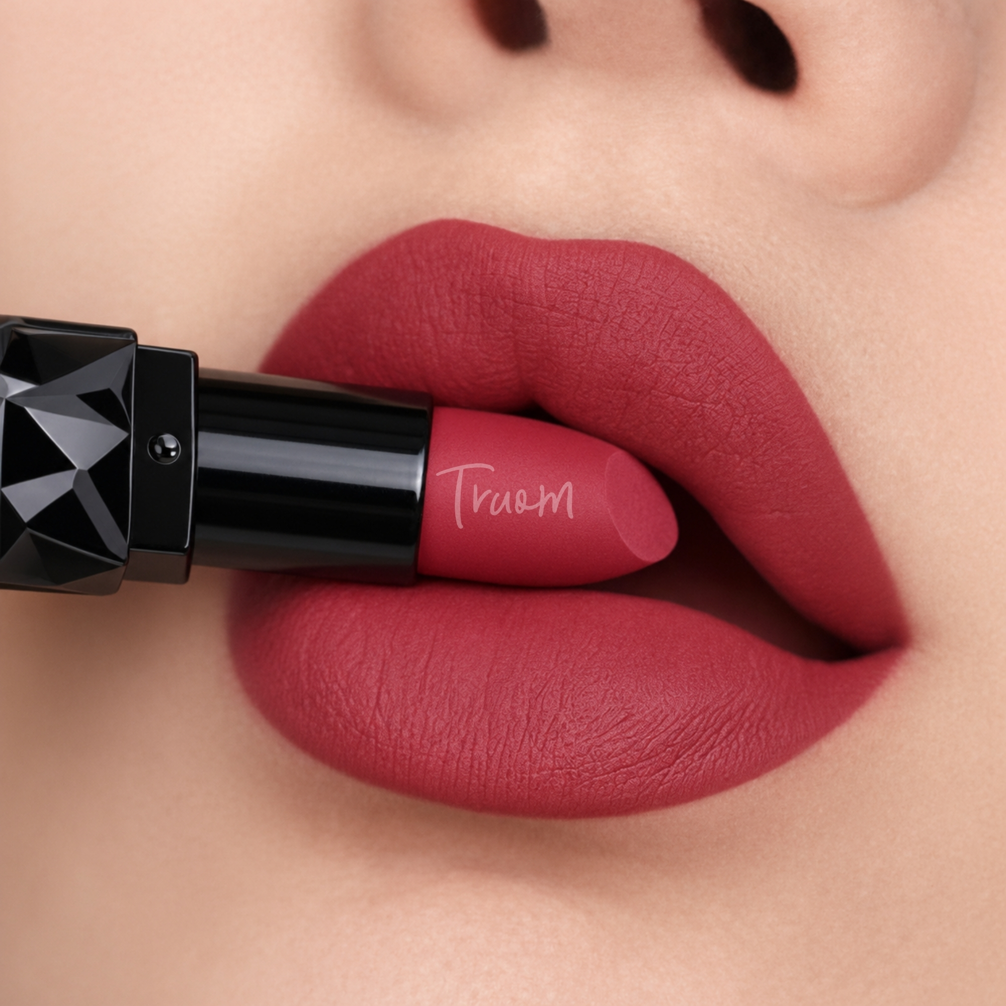 TRUOM Matte Lipstick β Berry Crush | Long-Lasting Matte Finish Lip Color - Image 5